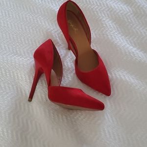 CUPID Red suede pumps. Like new, woman's 7.5